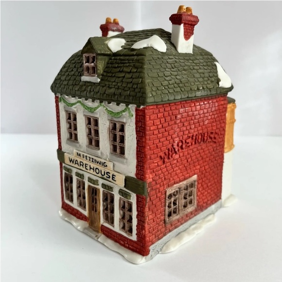 Vtg Dept 56 M FEZZIWIG WAREHOUSE! “Christmas Carol” Dicken’s series 1986 - Picture 14 of 17